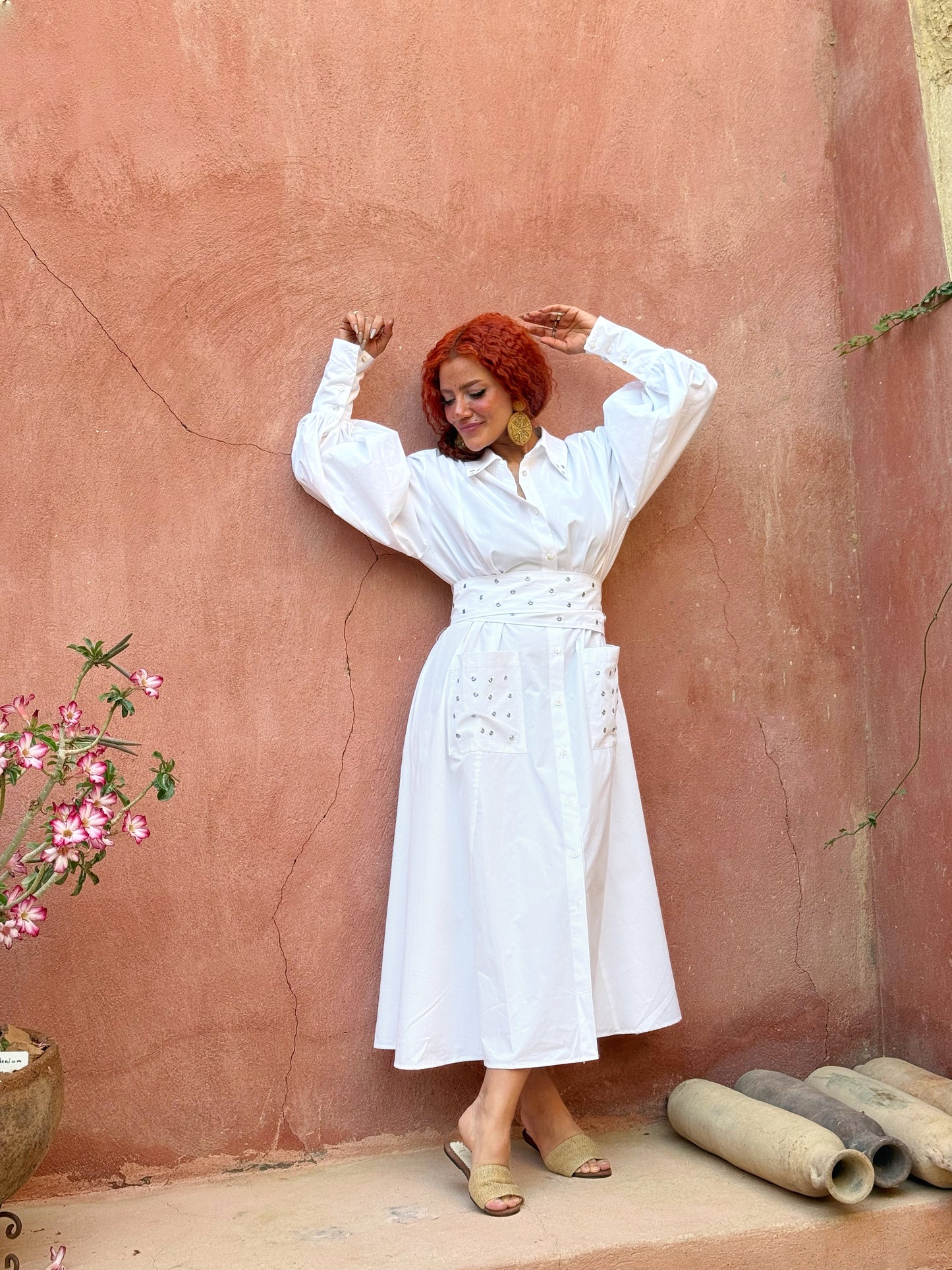 THALIA WHITE - ثاليا