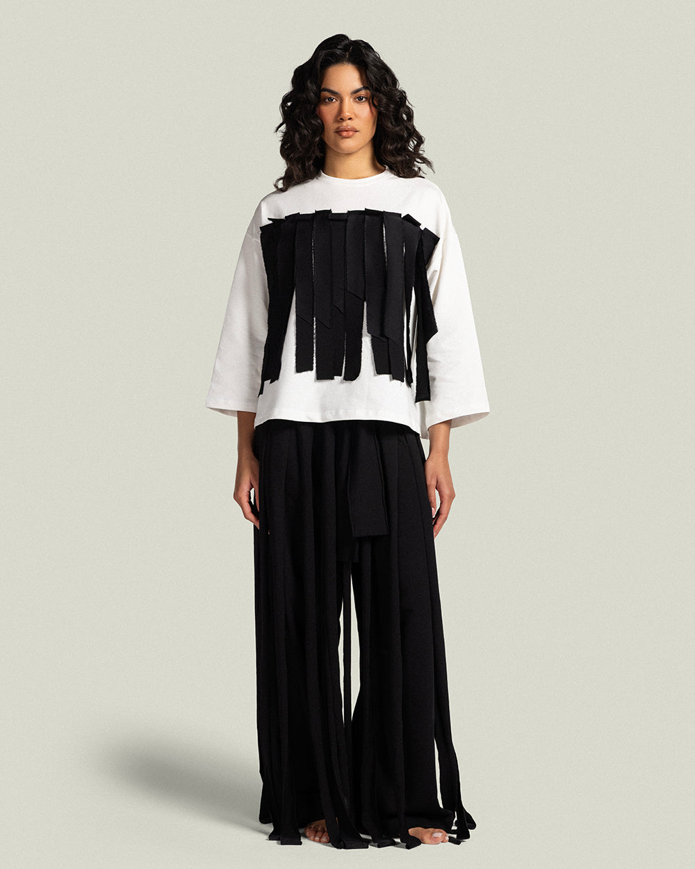 THE FRINGES T-SHIRT