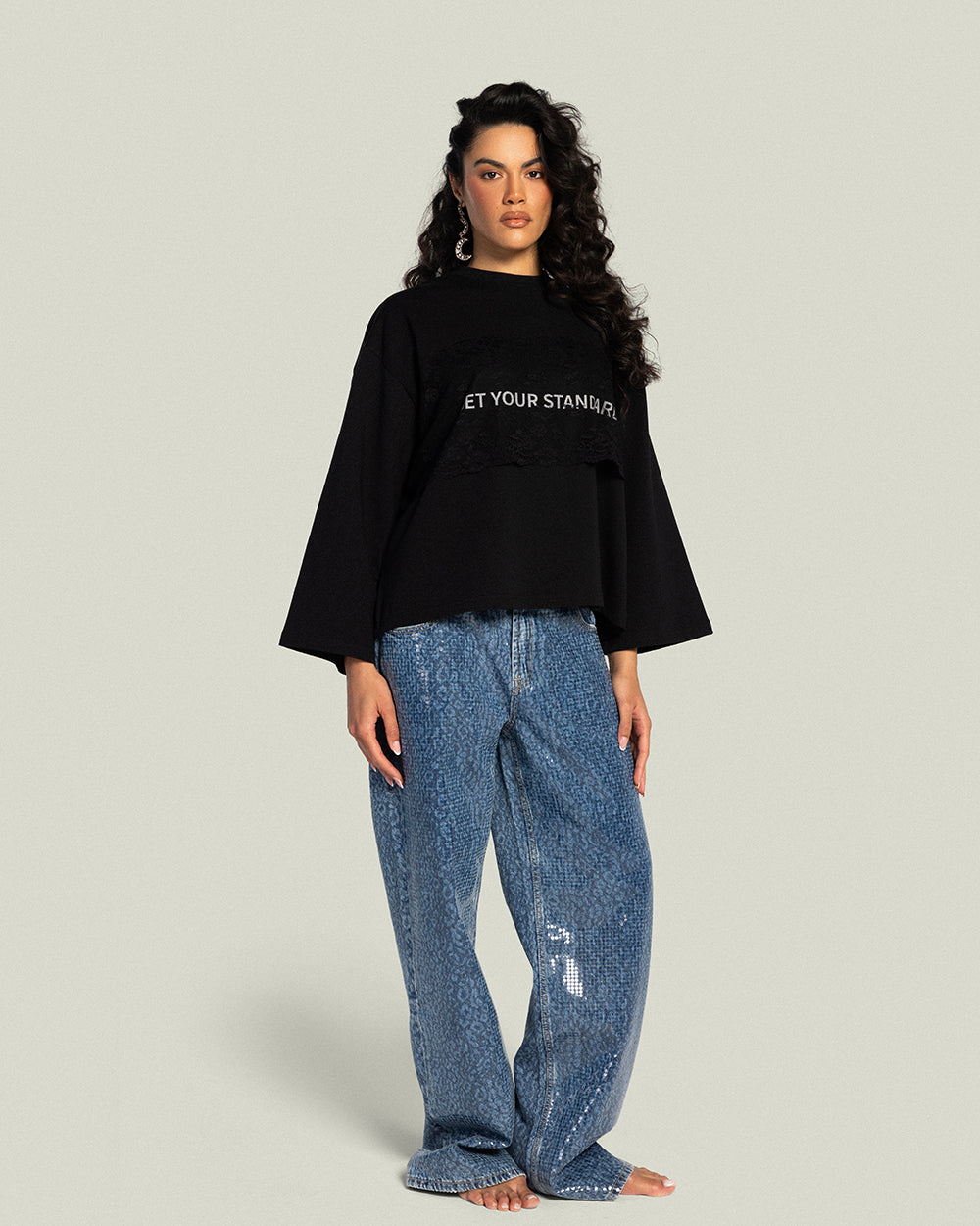 The Cropped Dentelle  T-shirt - Noir