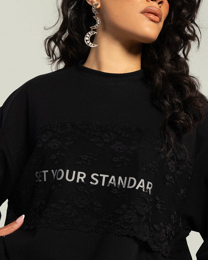 The Cropped Dentelle  T-shirt - Noir