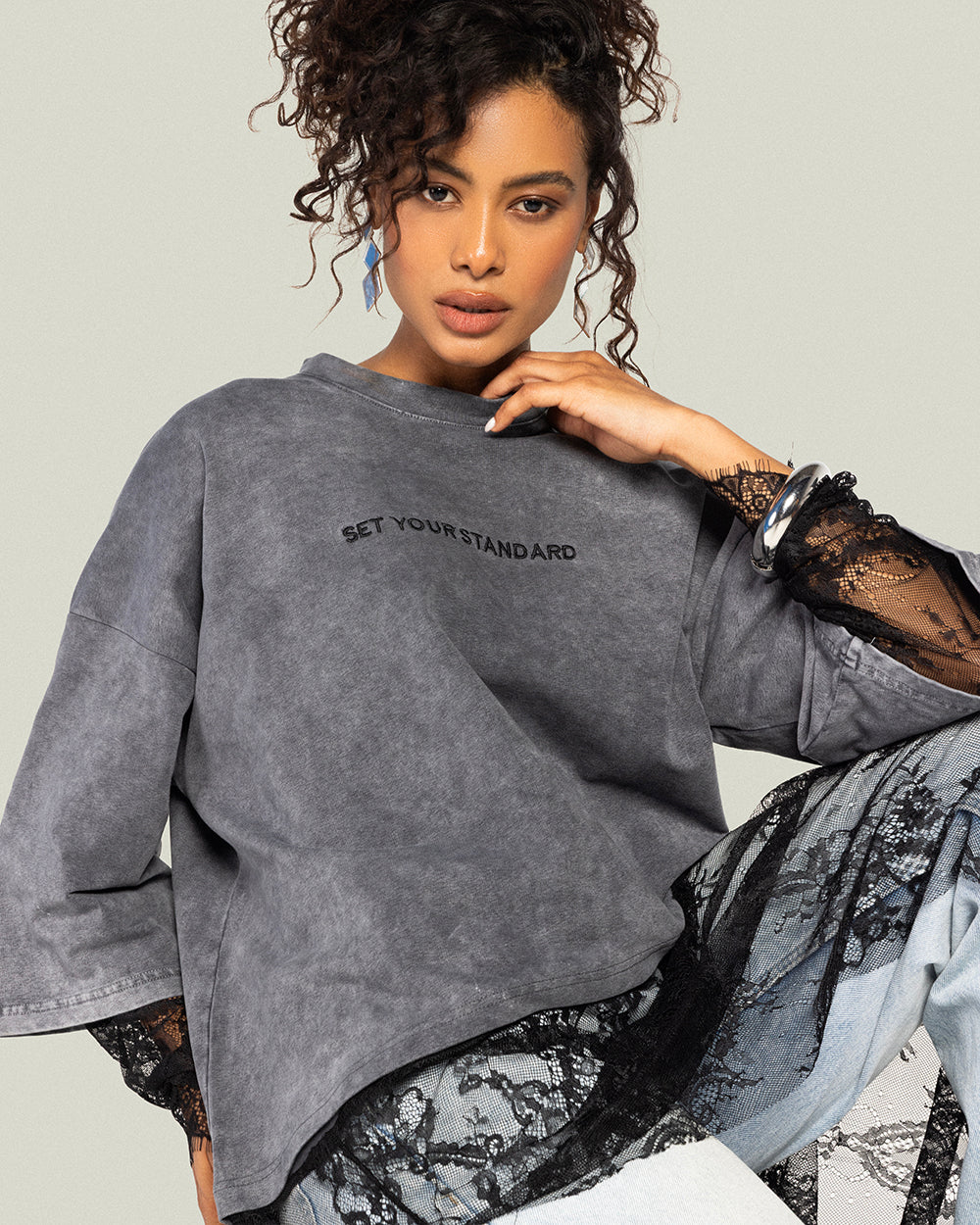 Asymmetrical Dentelle T-shirt -Washed Gray