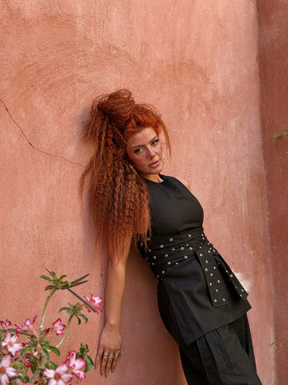 ELENA BLACK - إلينا